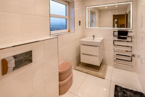 Photo 30- click for photo gallery